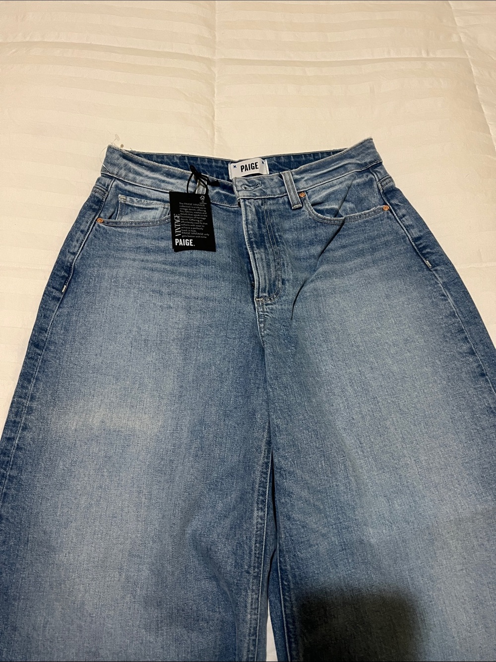 PAIGE Harper Wide-Leg Jeans in Medium Blue - Picture 8 of 17